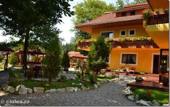 casa apuseana casa apuseana