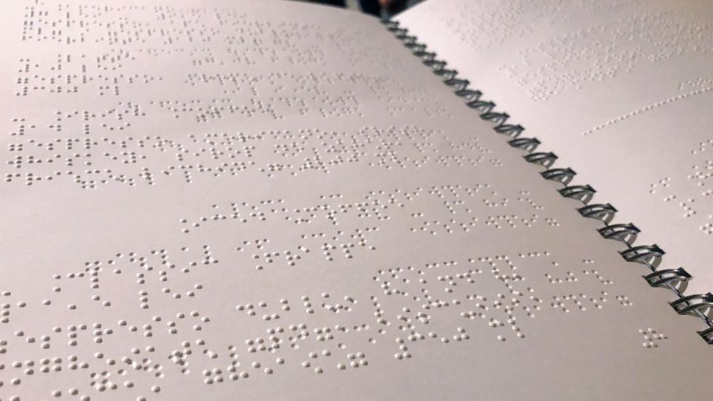 Feel your menu - The Book Of Flavours, Marty Restaurants