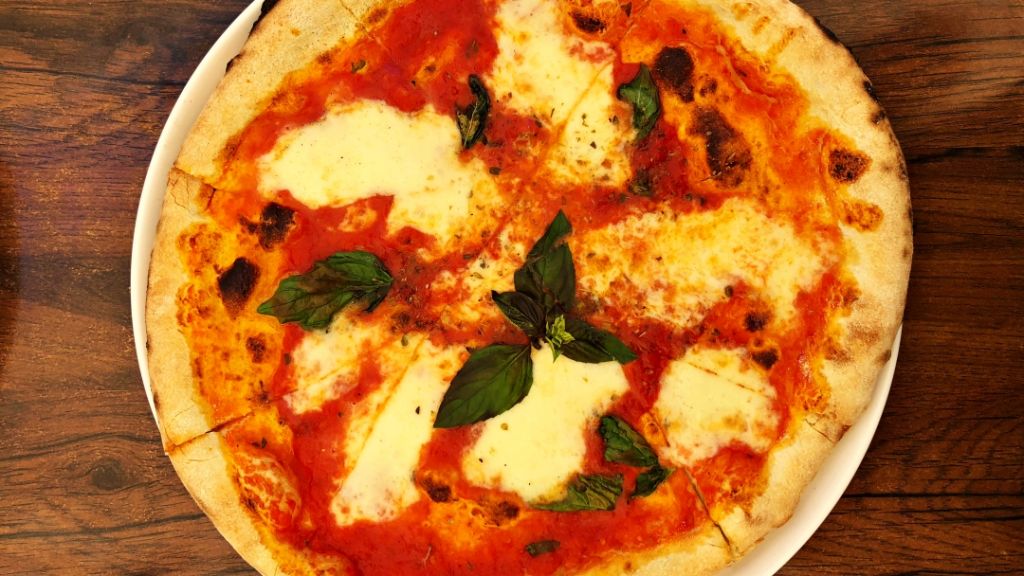 STORIA - Cucina Centrale | Pizza Margherita